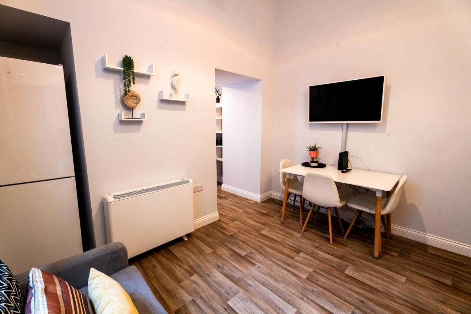 スウォンジーFree Parking | Smart Tv | 4 Guestsアパートメント 部屋 写真